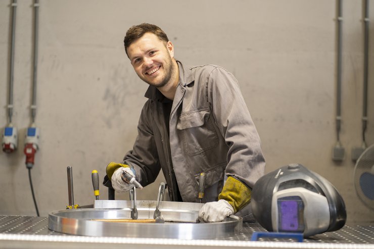 Polyvalent metaal operator - Deltalight Group