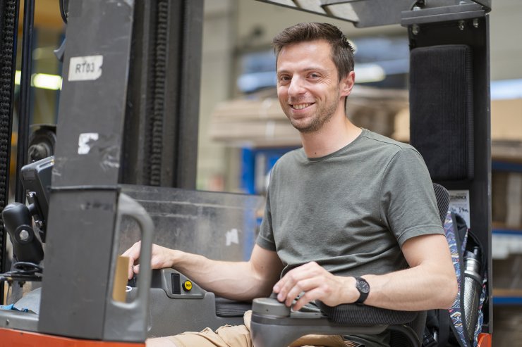 Magazijnmedewerker met reachtruckattest (tijdelijk) - Deltalight Group