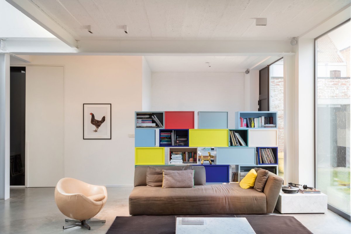 DOT.COM L4 ON 93046 B-B - DELTALIGHT