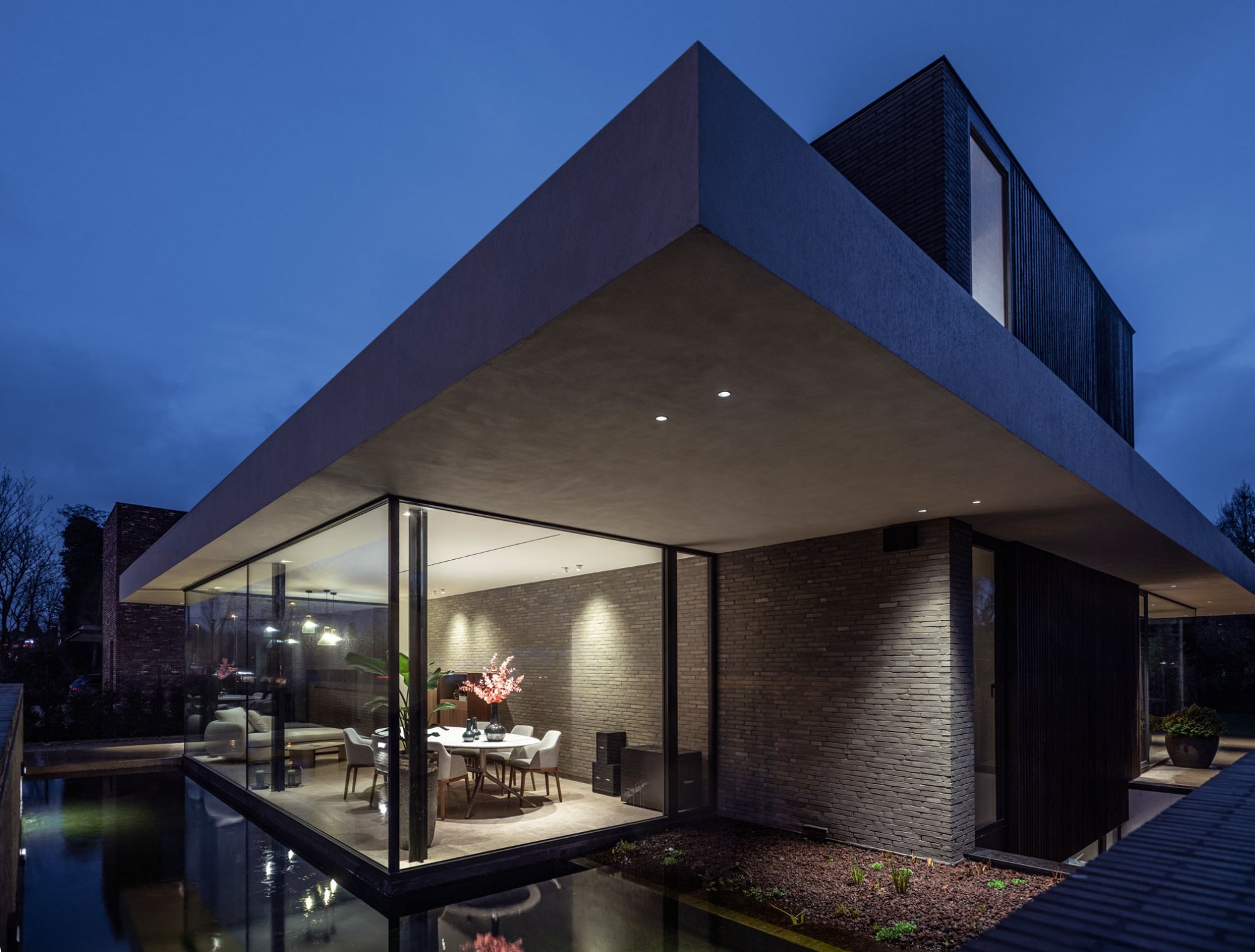 DEEP RINGO - DELTALIGHT