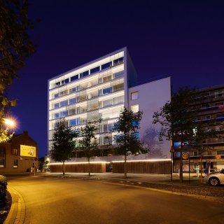 002920_REA01.jpg