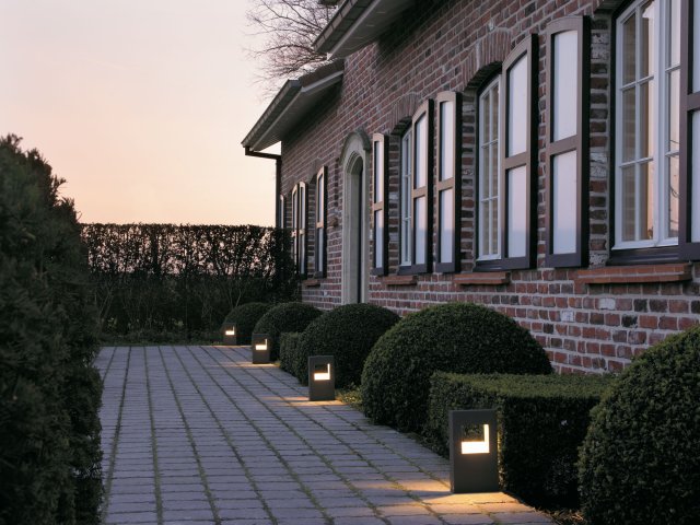 002303_REA08.jpg