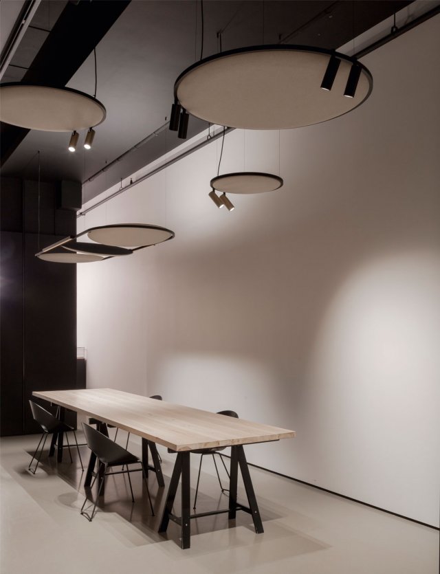 Showroom Delta Light HQ - LB14 (BE)