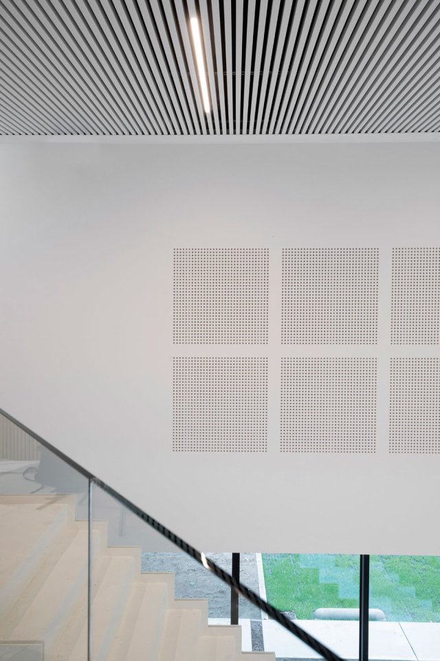 003181_REA04.jpg