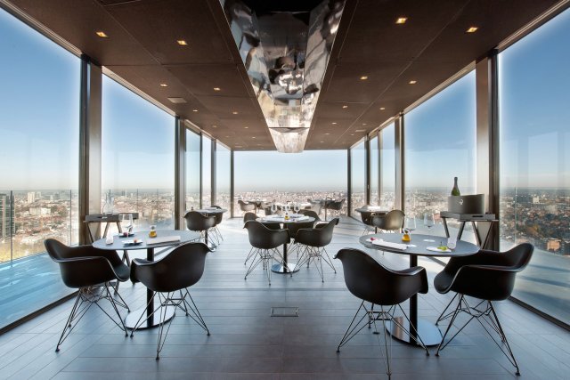 Villa in the sky (BE)